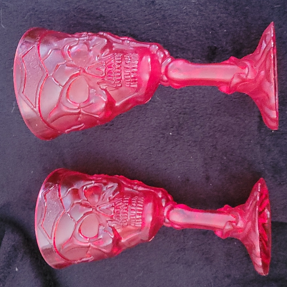 Red Goblet Set